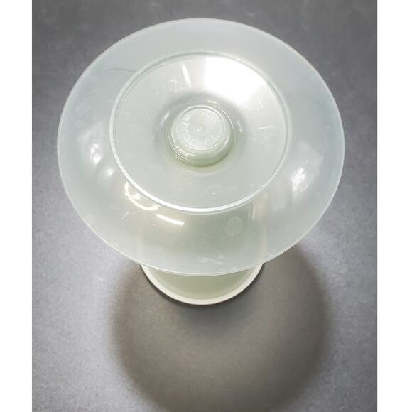 Vintage Tupperware Parfait Dish w/Base & Lid, PRE-OWNED - Picture 3 of 5
